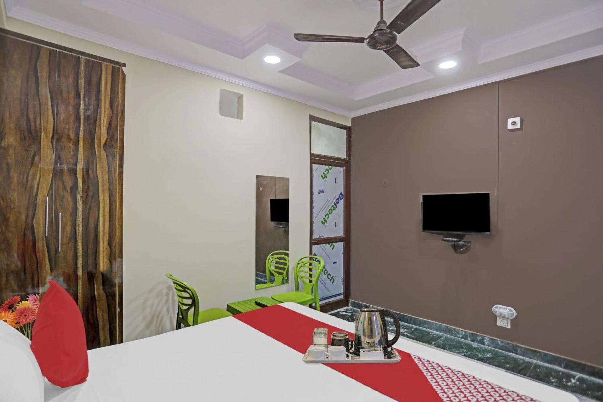 Super Hotel O Metro Inn Near Worlds Of Wonder Kalkaji Devi Exterior photo