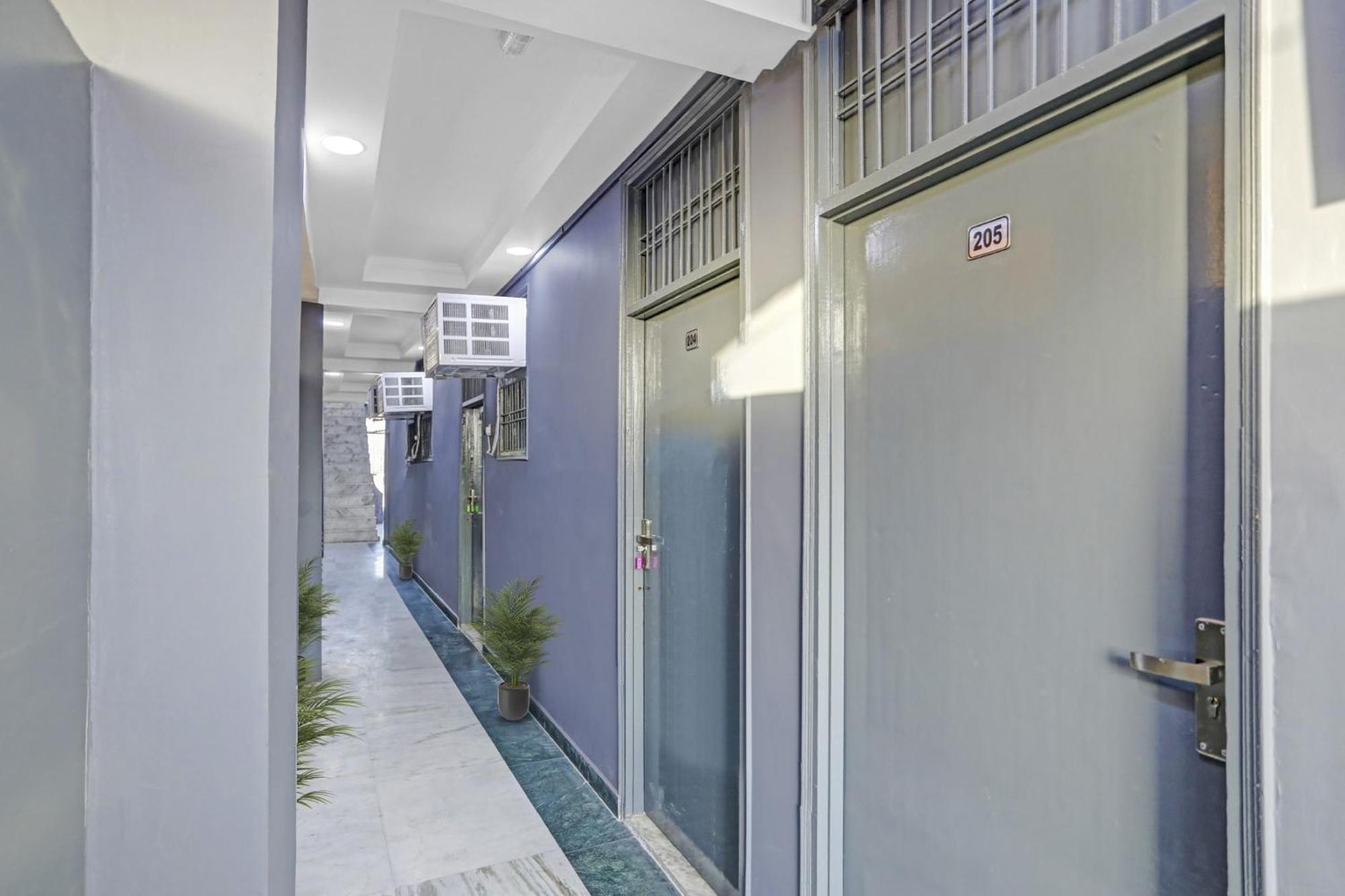 Super Hotel O Metro Inn Near Worlds Of Wonder Kalkaji Devi Exterior photo